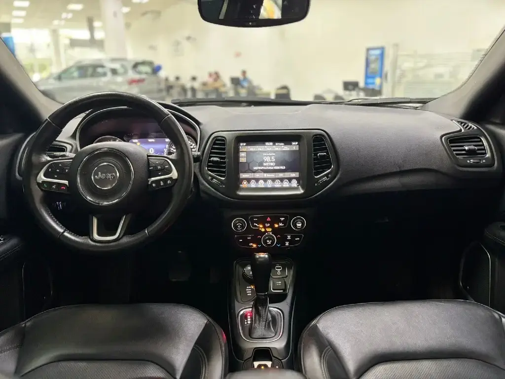 galeria COMPASS