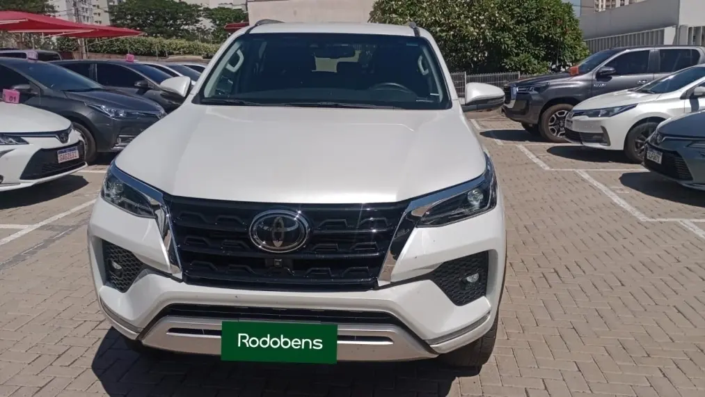 galeria HILUX SW4