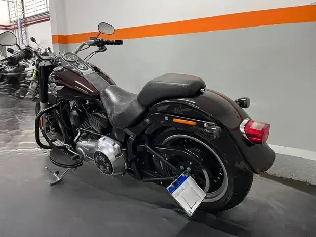 Harley Davidson Dyna Fat Boy FLSTFB