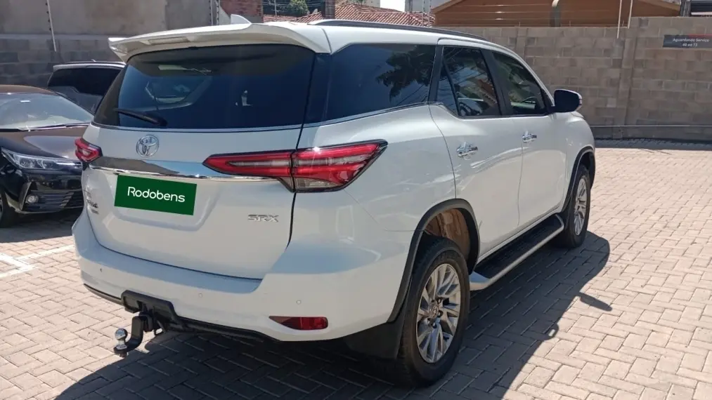 galeria HILUX SW4