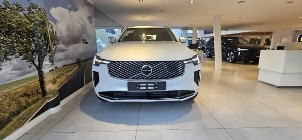 Volvo XC90 Plus PHEV