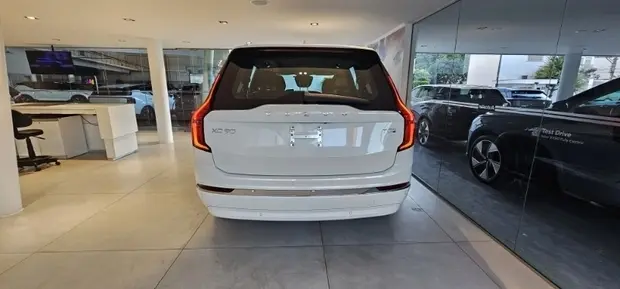 Volvo XC90 Plus PHEV