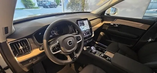Volvo XC90 Plus PHEV