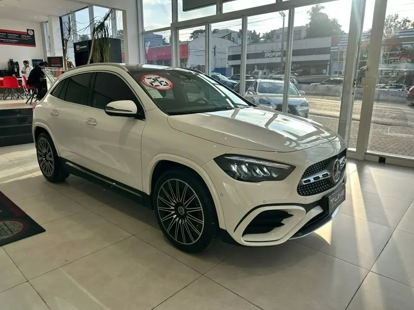 galeria GLA 200