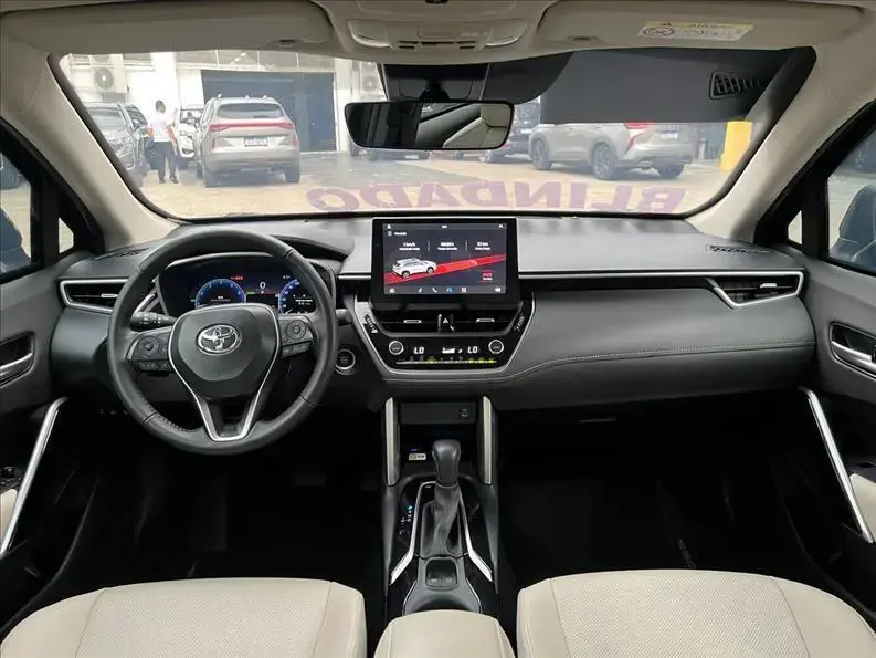 galeria COROLLA CROSS