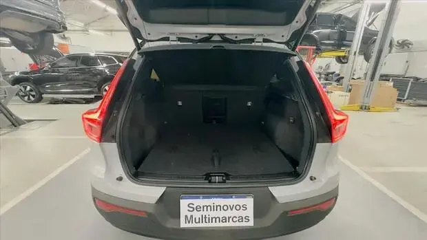 Volvo XC40 P8 RECHARGE ELECTRIC BEV PURE AWD