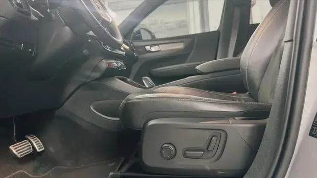 Volvo XC40 P8 RECHARGE ELECTRIC BEV PURE AWD