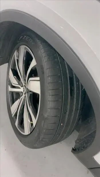 Volvo XC40 P8 RECHARGE ELECTRIC BEV PURE AWD