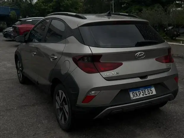 Hyundai HB20X 1.6 16V FLEX DIAMOND AUTOMÁTICO