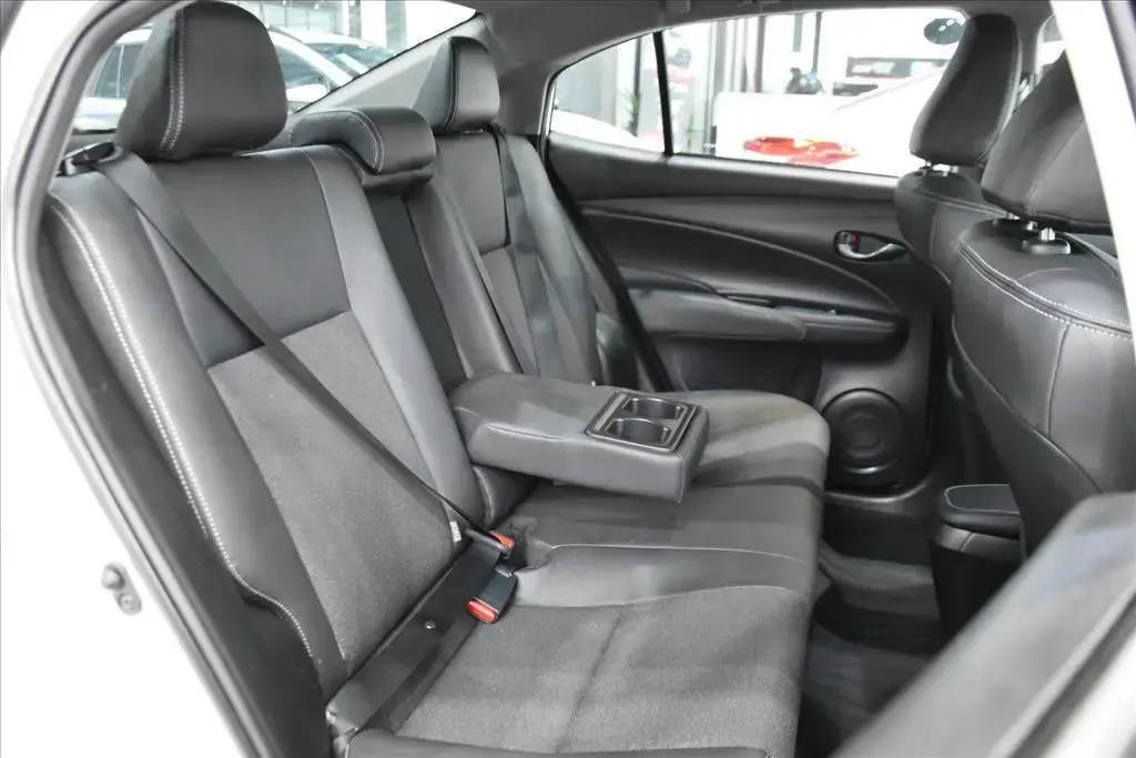 galeria YARIS