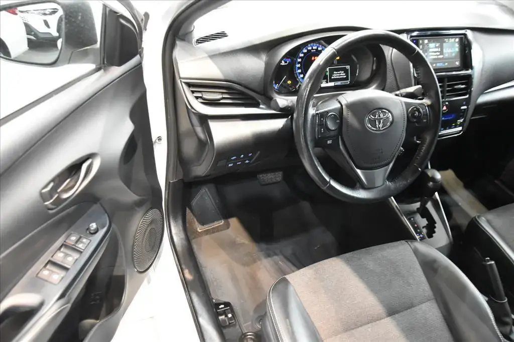 galeria YARIS