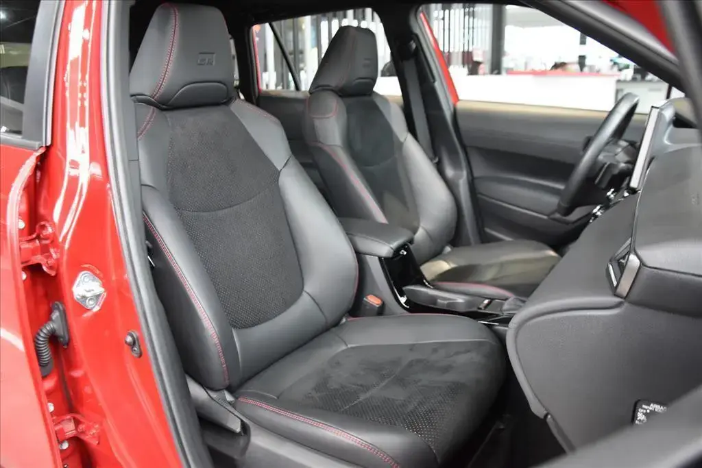 galeria COROLLA CROSS