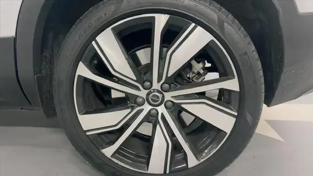 Volvo XC40 P8 RECHARGE ELECTRIC BEV PURE AWD