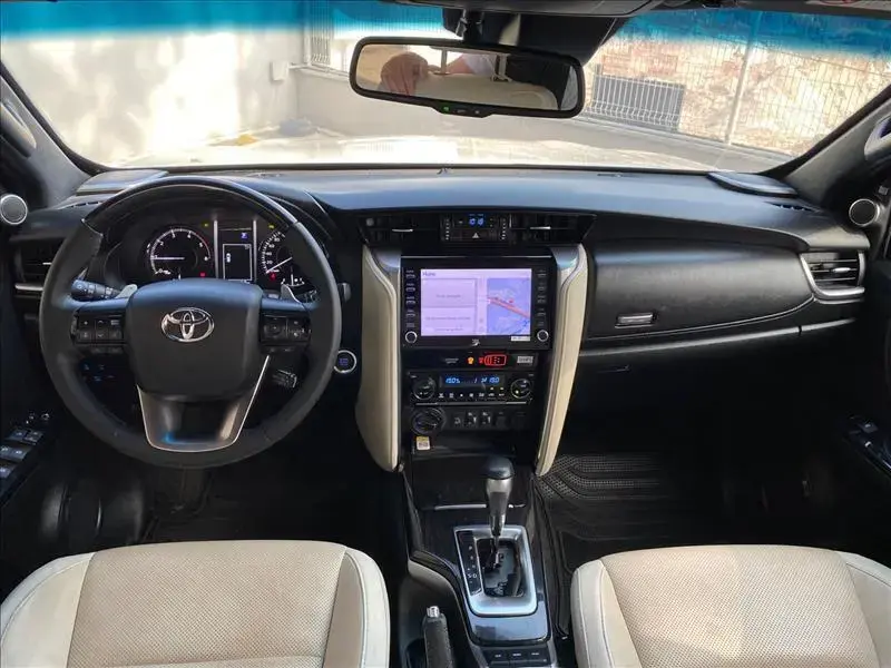 galeria HILUX SW4