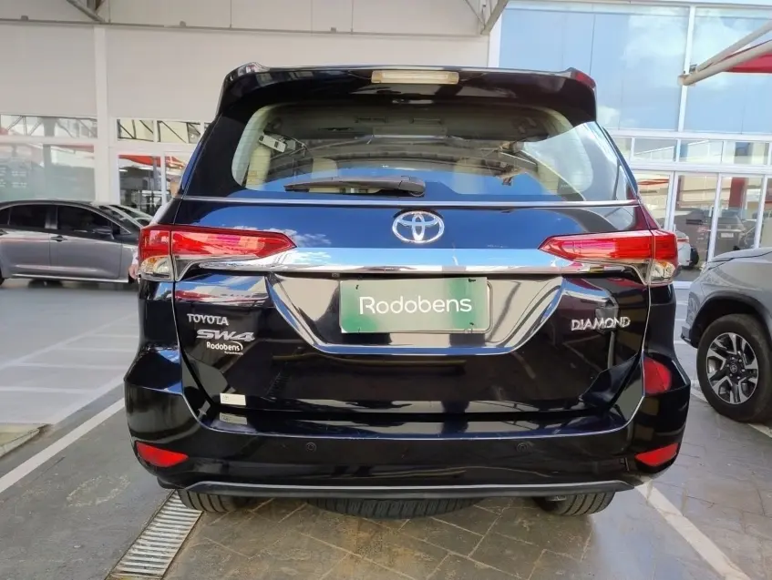 galeria HILUX SW4