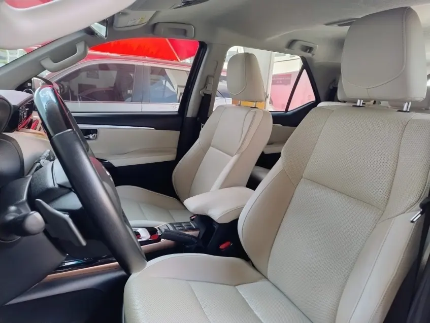 galeria HILUX SW4