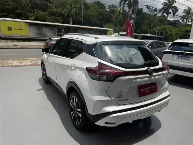 Nissan KICKS 1.6 16V FLEXSTART ADVANCE XTRONIC