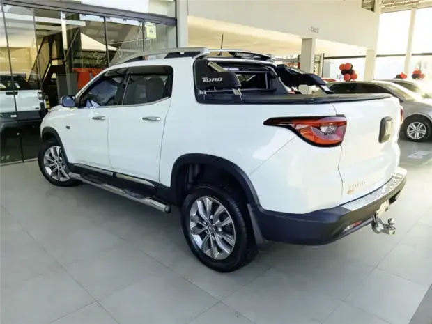 Fiat TORO 2.0 16V TURBO DIESEL RANCH 4WD AT9