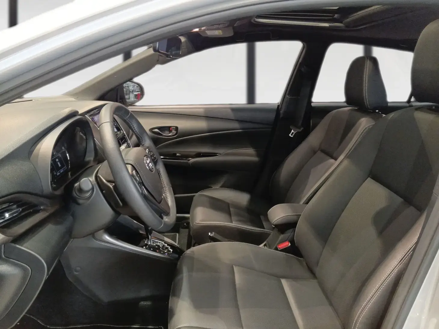 galeria Yaris
