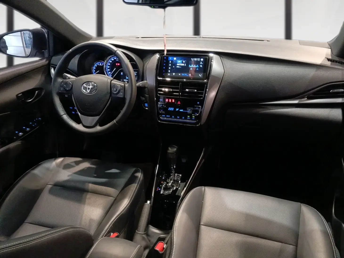 galeria Yaris