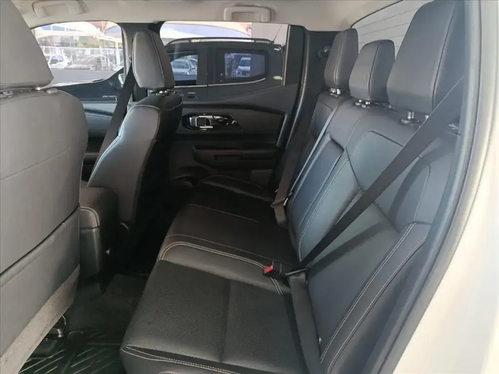 galeria L200 TRITON