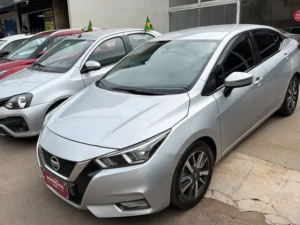 Nissan VERSA 1.6 16V FLEX ADVANCE XTRONIC