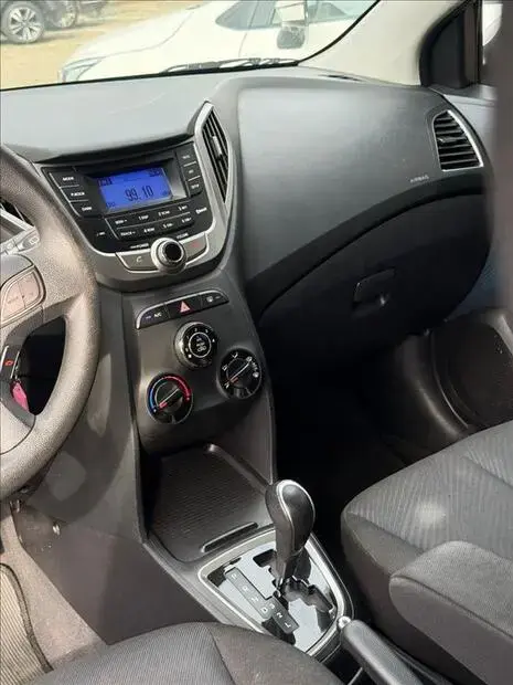 Hyundai HB20 1.6 COMFORT STYLE 16V FLEX 4P AUTOMÁTICO