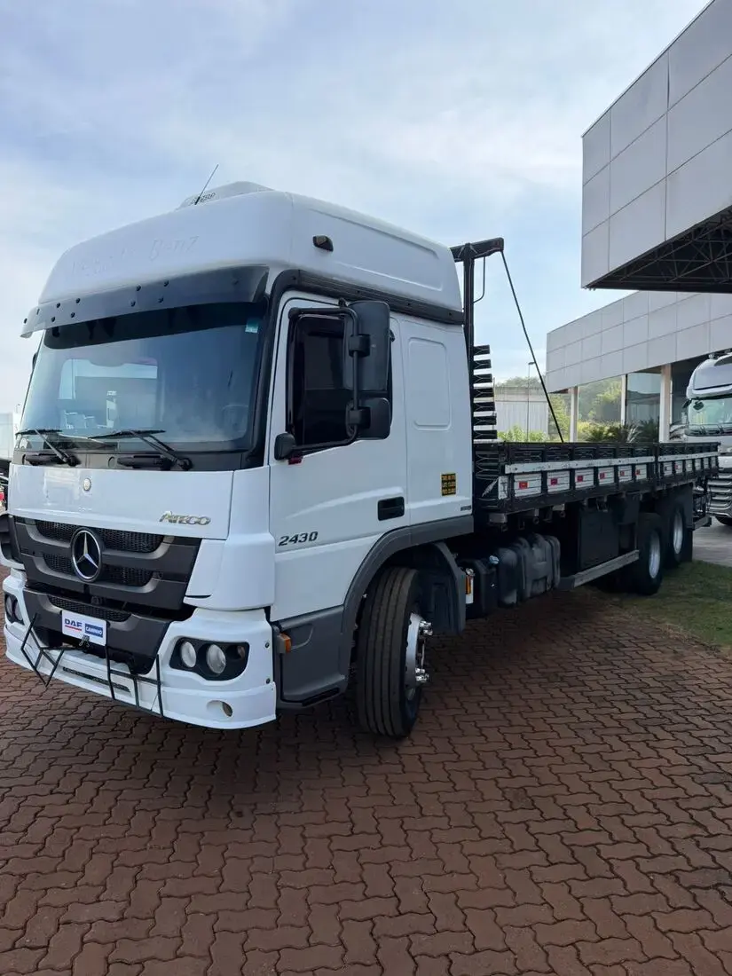galeria MERCEDES BENZ ATEGO 2430 6X2