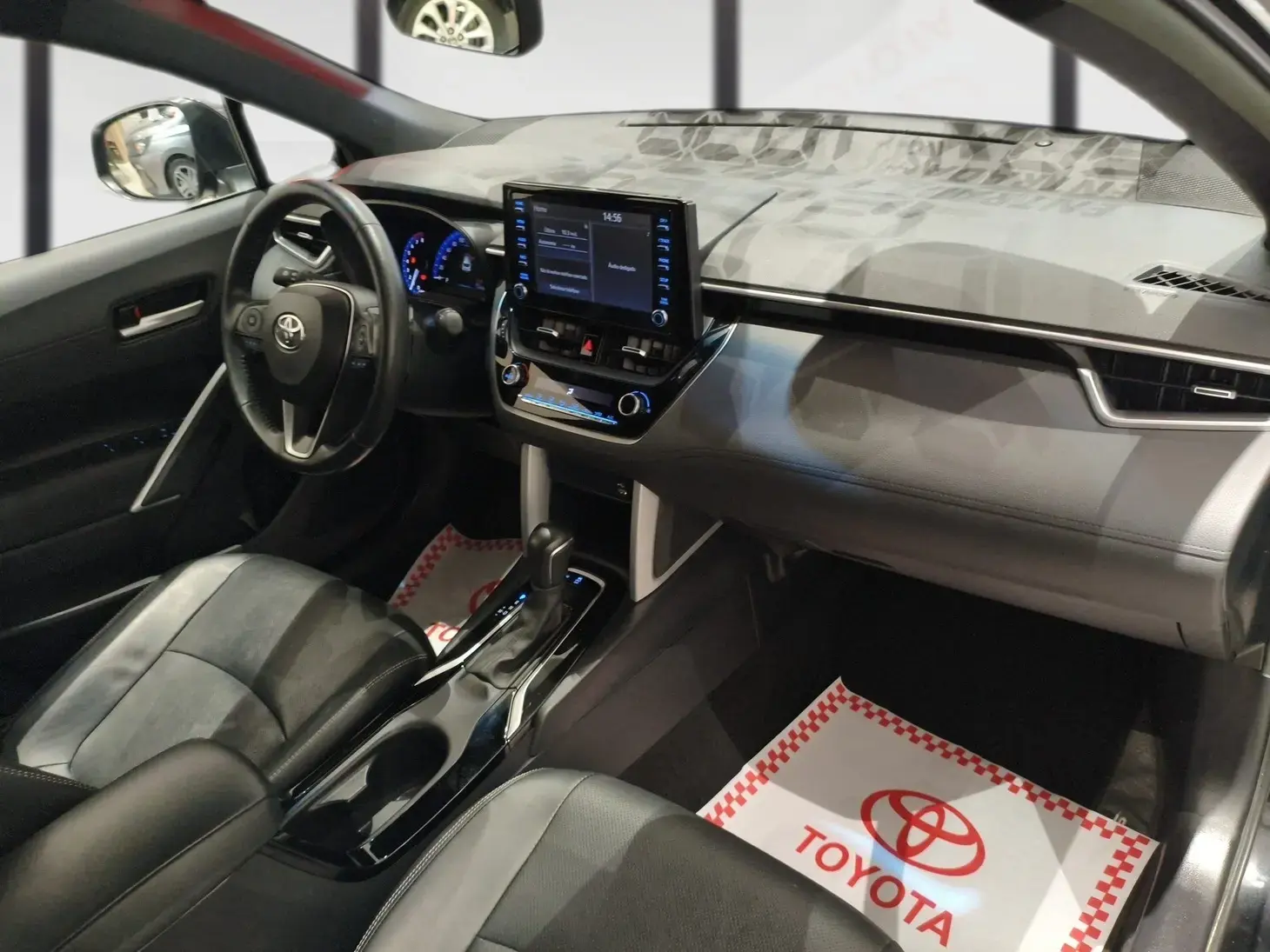 galeria Corolla Cross