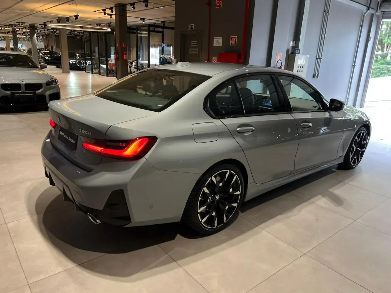 galeria 320i