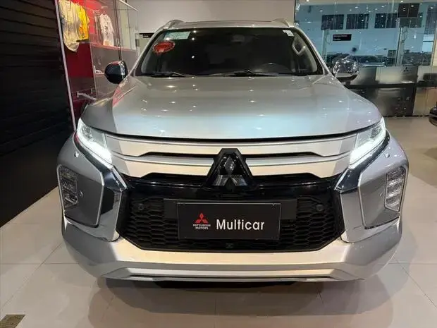 Mitsubishi PAJERO SPORT 2.4 16V MIVEC TURBO DIESEL HPE-S AWD AUTOMÁTICO