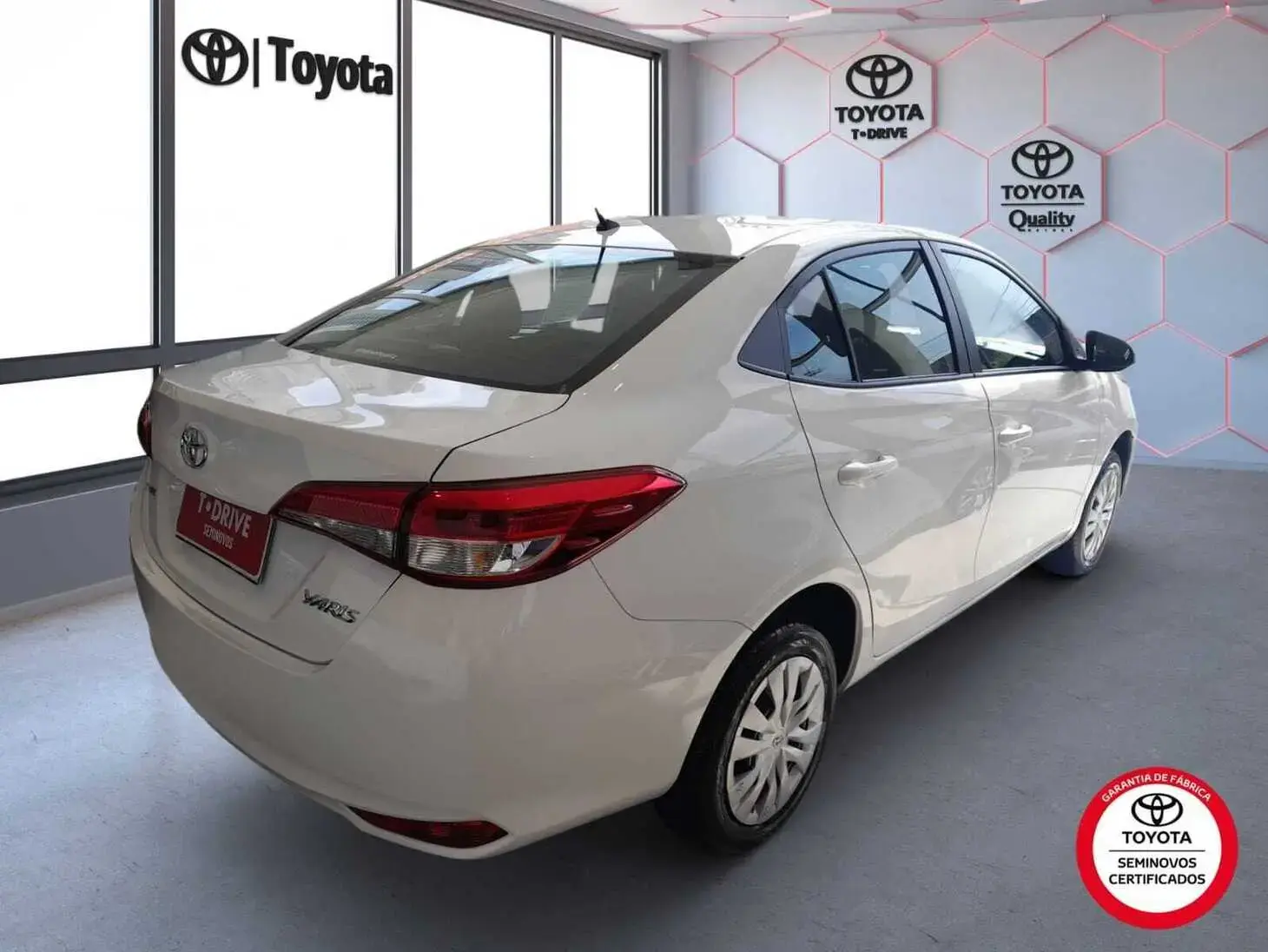 galeria Yaris Sedan