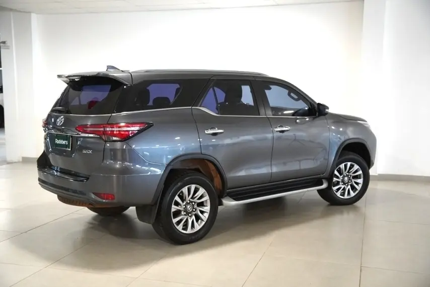 galeria HILUX SW4
