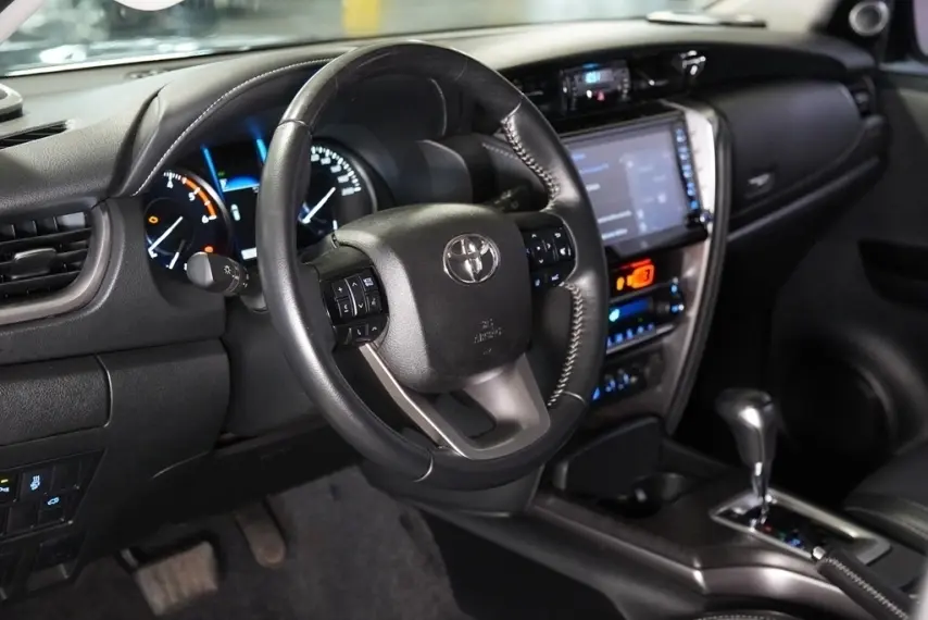 galeria HILUX SW4