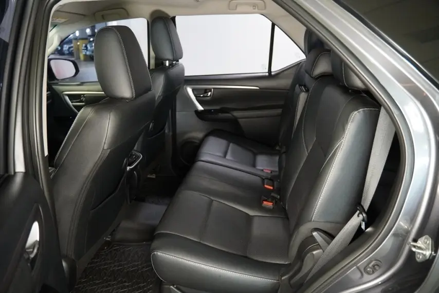 galeria HILUX SW4