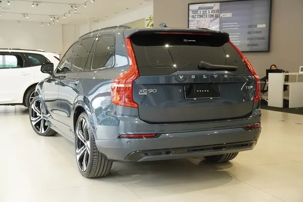 Volvo XC90 2.0 T8 RECHARGE ULTRA AWD GEARTRONIC
