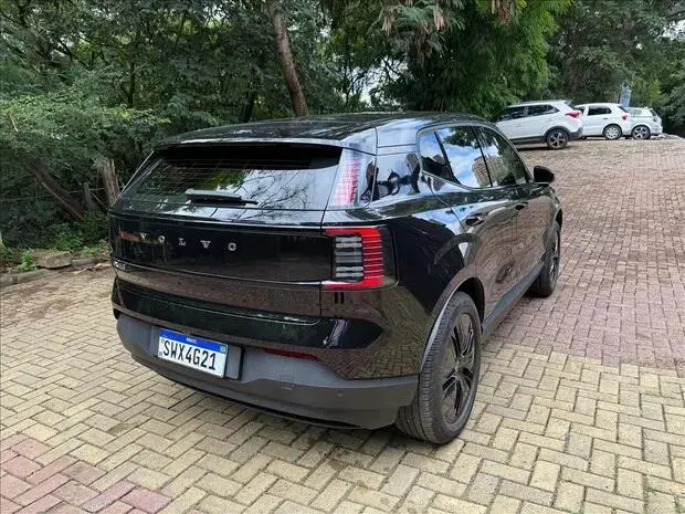 Volvo EX30 69 KW ELÉTRICO CORE