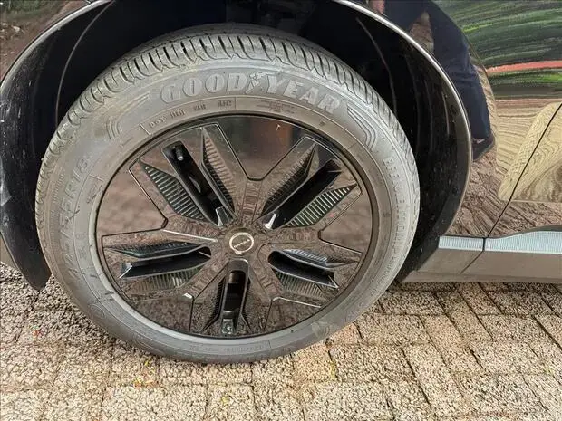 Volvo EX30 69 KW ELÉTRICO CORE