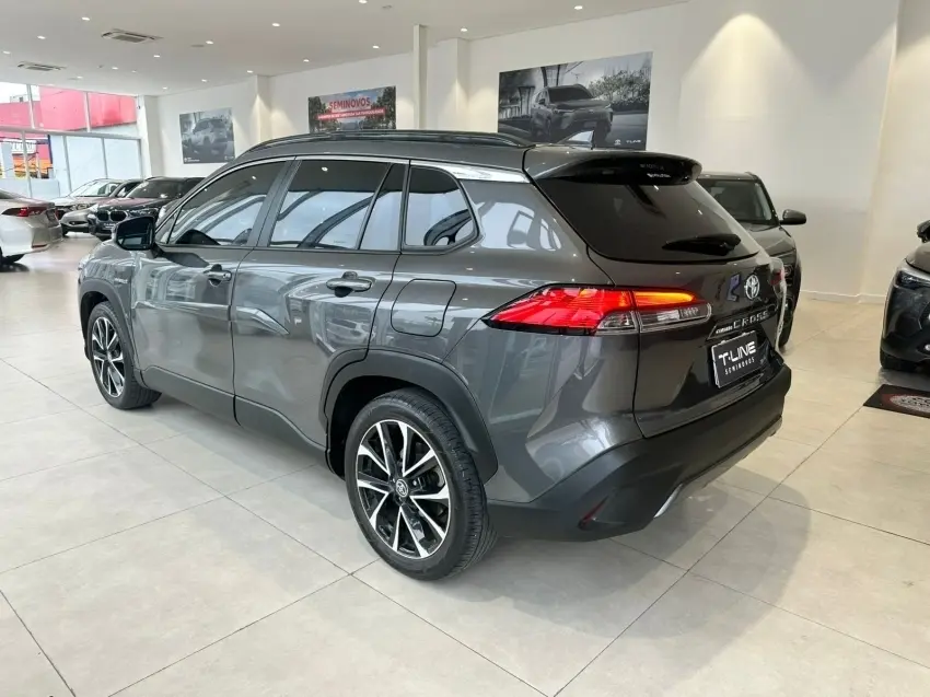 galeria COROLLA CROSS