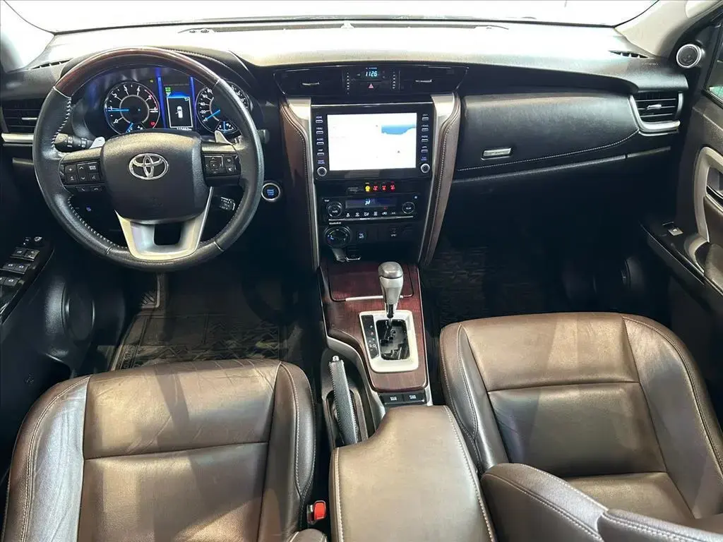 galeria HILUX SW4