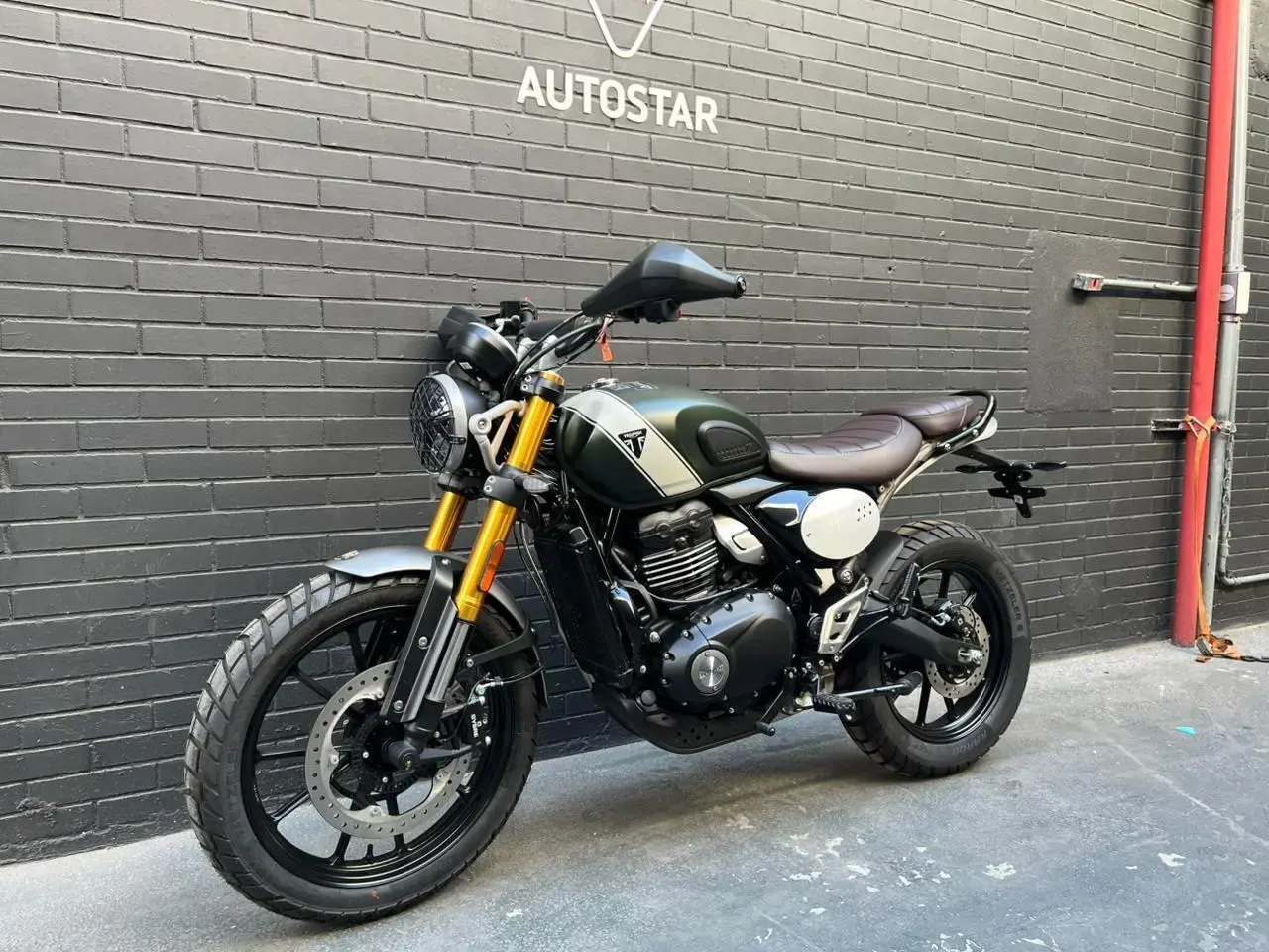 galeria Scrambler 400 X