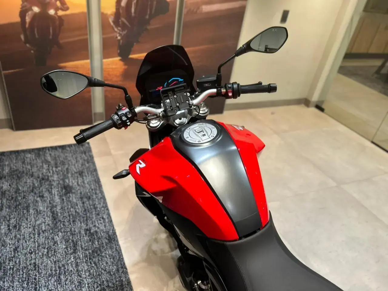 galeria F 900 R