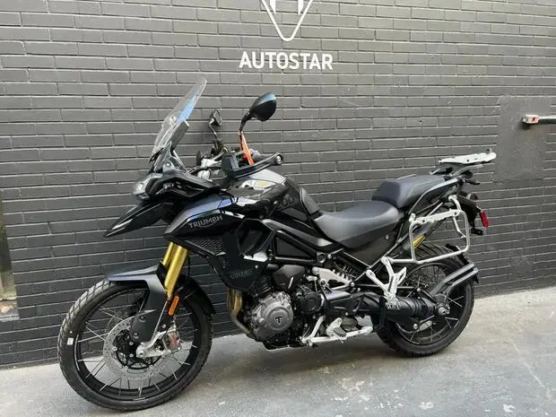 Triumph Tiger 1200 Rally Black Edition