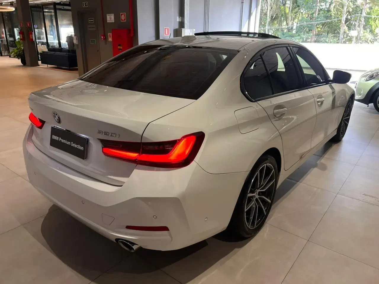 galeria 320i