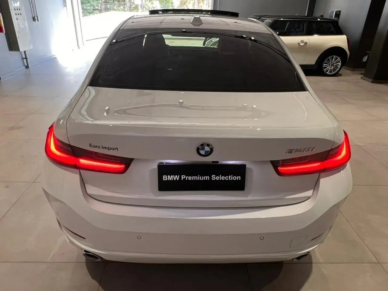 galeria 320i