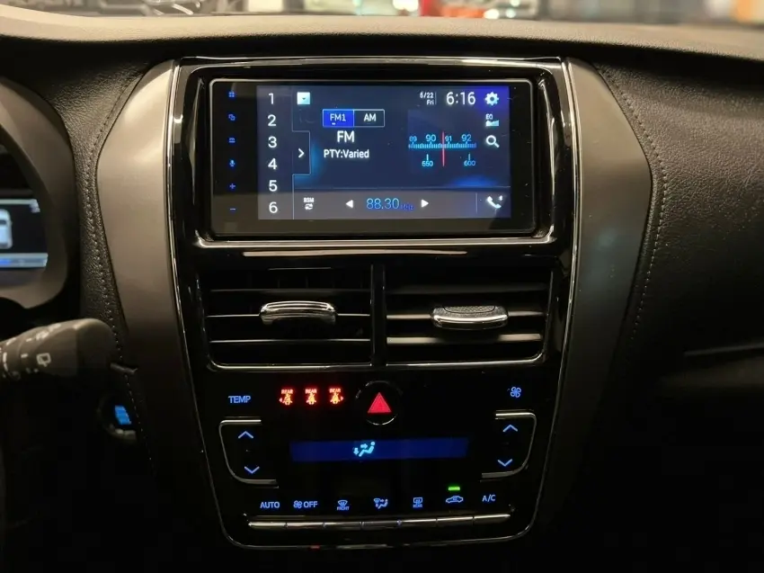 galeria YARIS