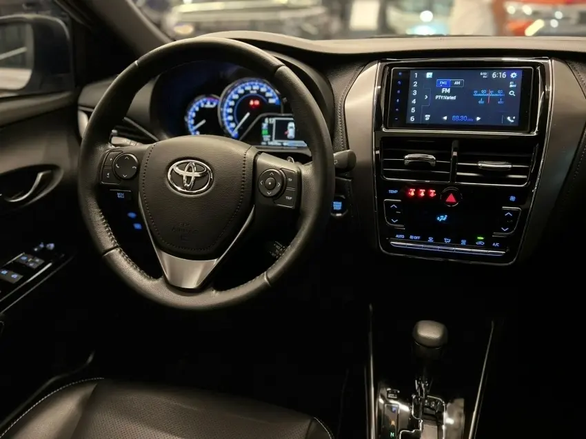 galeria YARIS