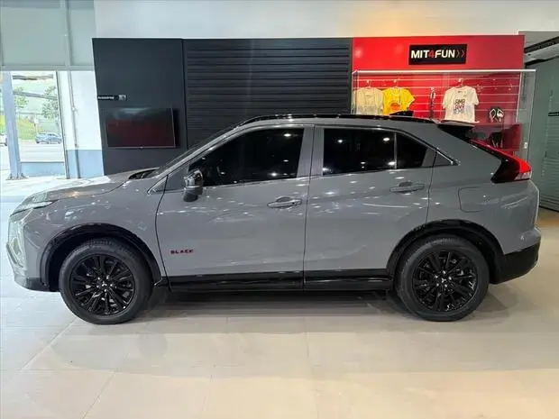 Mitsubishi ECLIPSE CROSS 1.5 MIVEC TURBO GASOLINA HPE BLACK CVT