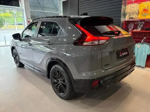Mitsubishi ECLIPSE CROSS 1.5 MIVEC TURBO GASOLINA HPE BLACK CVT