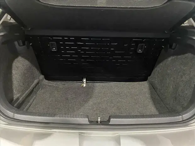 Volkswagen POLO 1.0 MPI TOTAL FLEX MANUAL